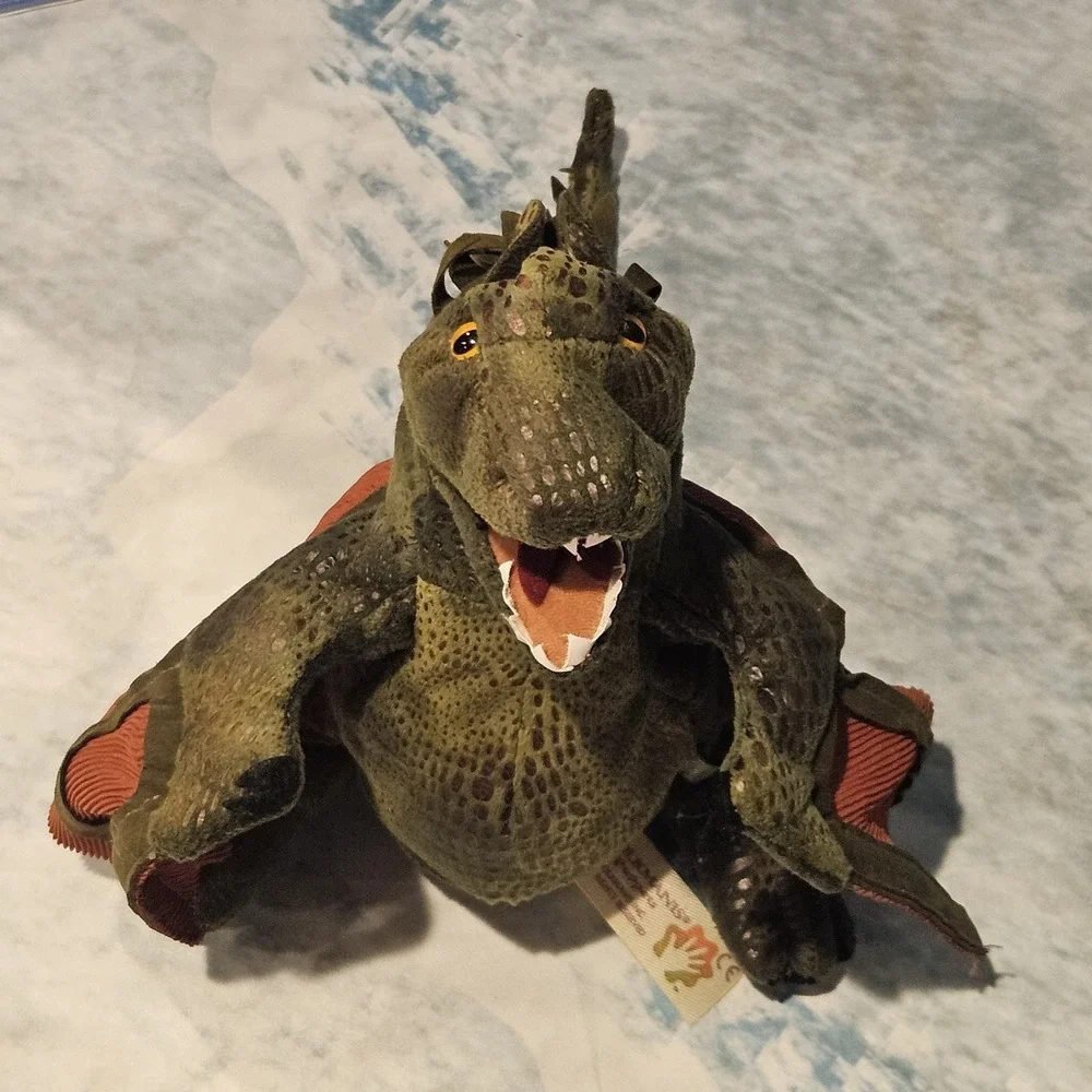 Folkmanis Winged Dragon Hand Puppet Green Red Wings 10